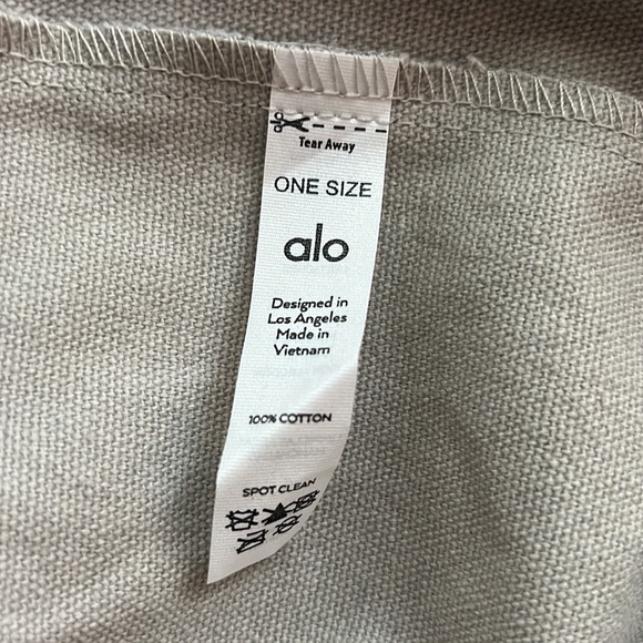 ALO YOGA Canvas Tie-Dye Shopper Tote w/ Tags UNISEX - Picture 5 of 7